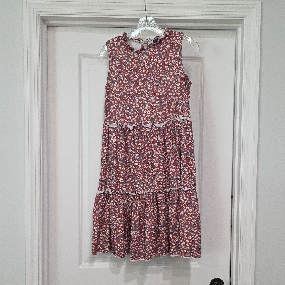 SHEIN Floral Sleeveless Dress in Red and White